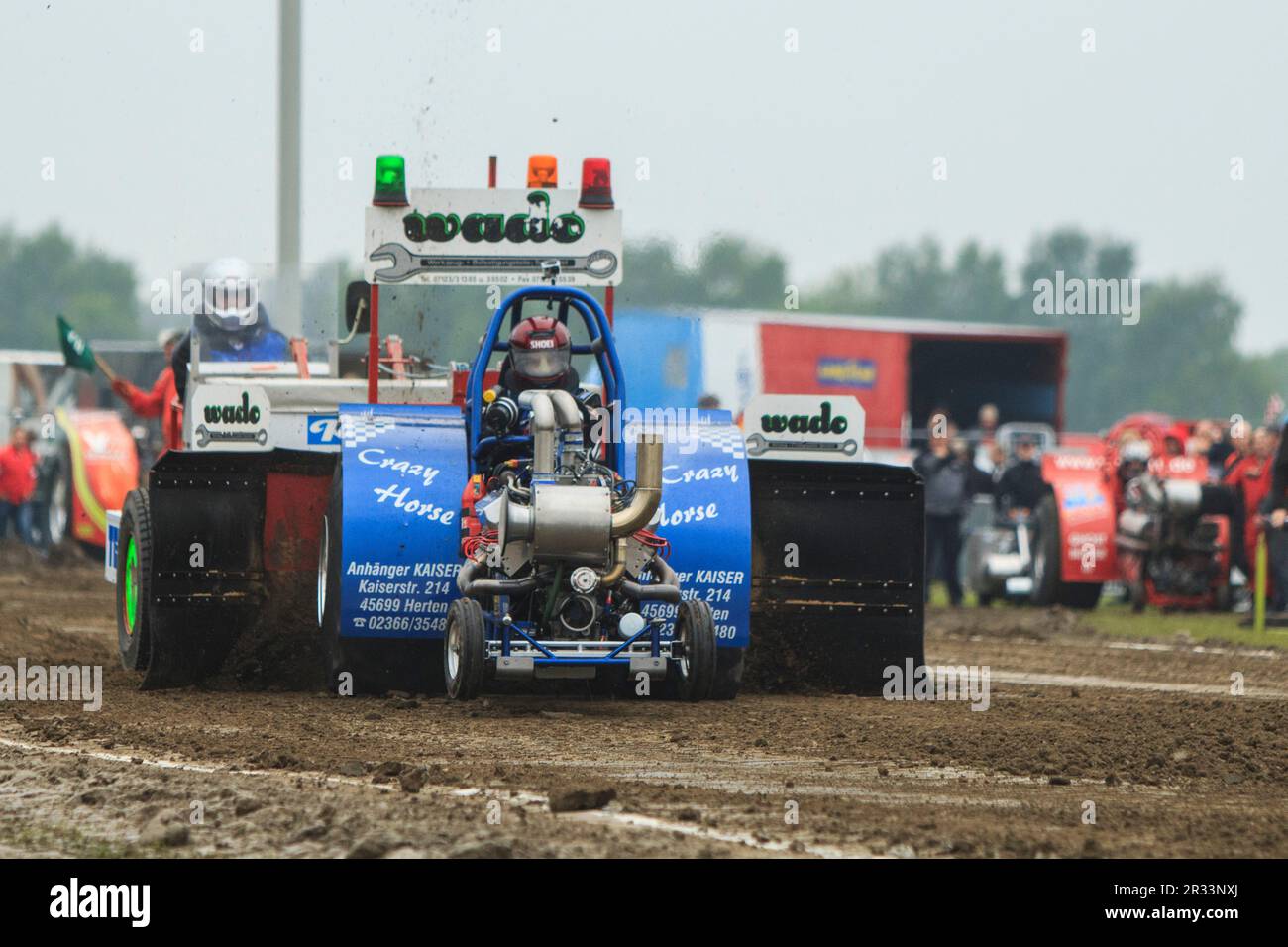 Tracteur tirant à Füchtorf Banque D'Images