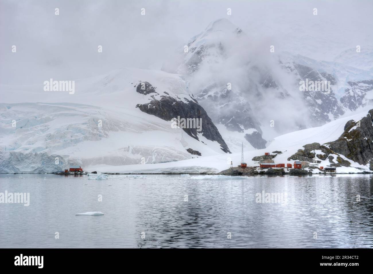 Base antarctique d'Almirante Brown - Station de recherche abandonnée de l'Argentine Banque D'Images