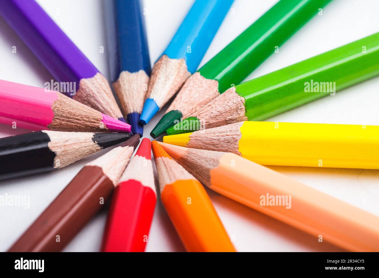 Crayons de couleur arc-en-ciel Banque D'Images