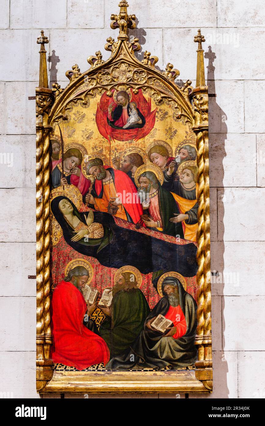 Dormicion de la Virgen entouré par les apôtres, retable du XVe siècle, chapelle des Animas, église gothique de Santa Eulalia, XIVe-XIXe siècles, Plaza de Santa Eularia, Majorque, Iles Baléares, Espagne. Banque D'Images