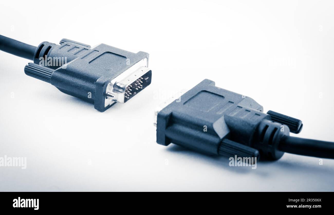 Câble DVI sur fond blanc Banque D'Images