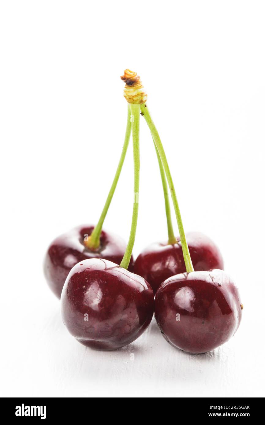 Sweet Cherry on white Banque D'Images