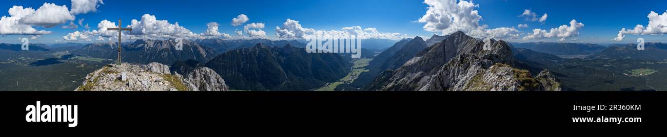 Panorama sur les Alpes Banque D'Images