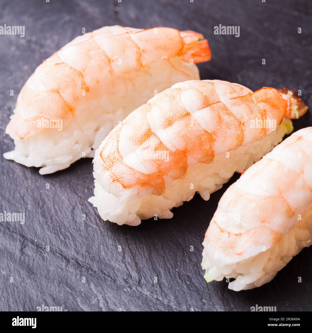 Sushis aux crevettes Ebi Banque D'Images