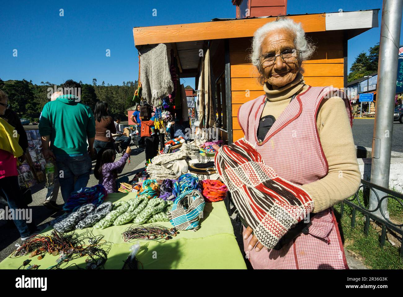 mercadillo artesanal de Angelmó, Puerto Montt , provincia de Llanquihue, región de Los Lagos.Patagonia, República de Chile,América del sur. Banque D'Images