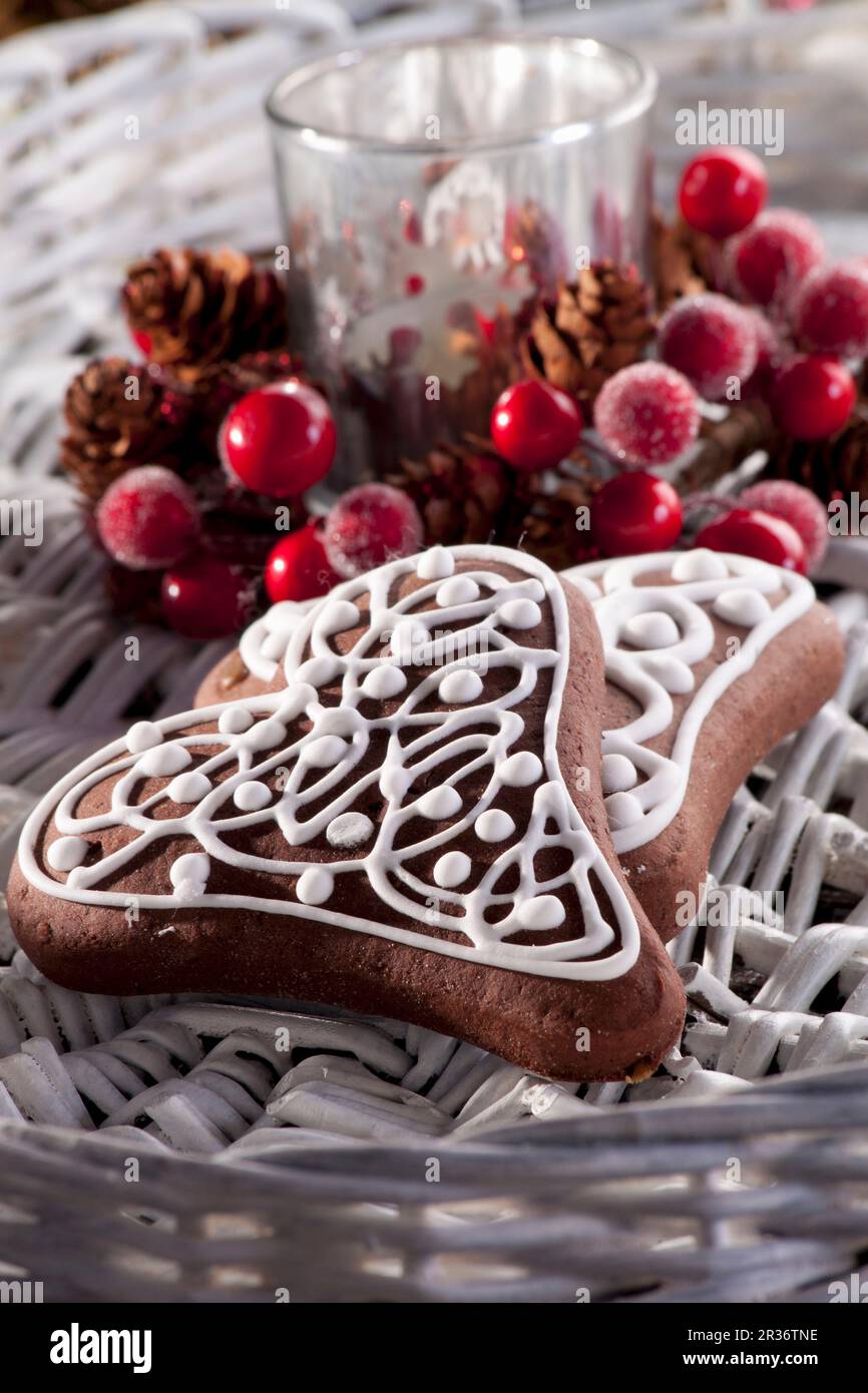 Biscuits coeur de pain d'épice de Noël Banque D'Images