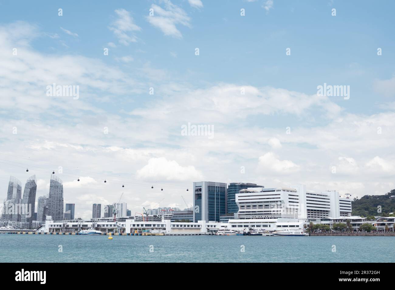 Vue sur le port de plaisance de Vivocity à Singapour Banque D'Images