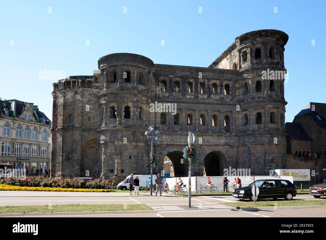 TRÈVES, GERMNAY, SEPTEMBRE 4 : la Porta Nigra à Trèves, Allemagne sur 4 septembre 2013. La Porta Nigra a été construite par les romains en grès gris Banque D'Images