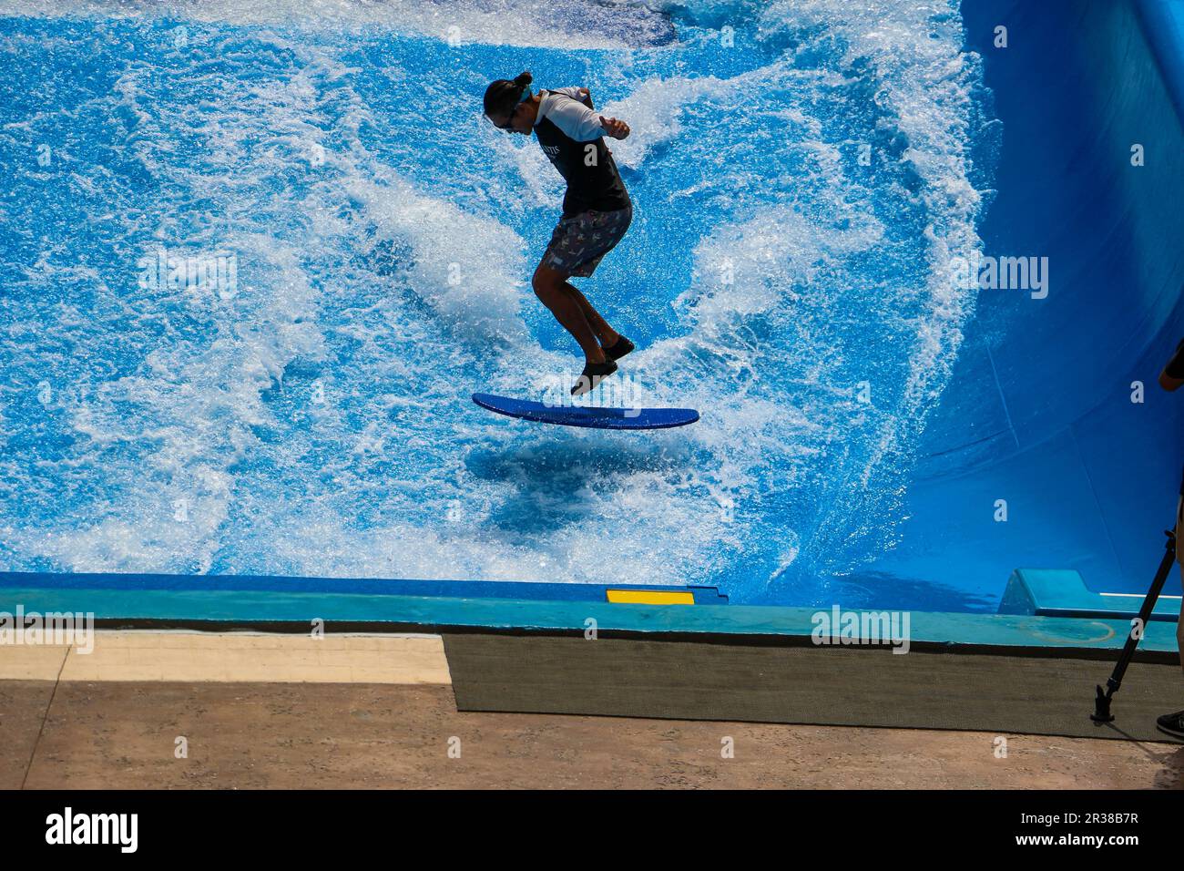 Pratique de surf Banque D'Images