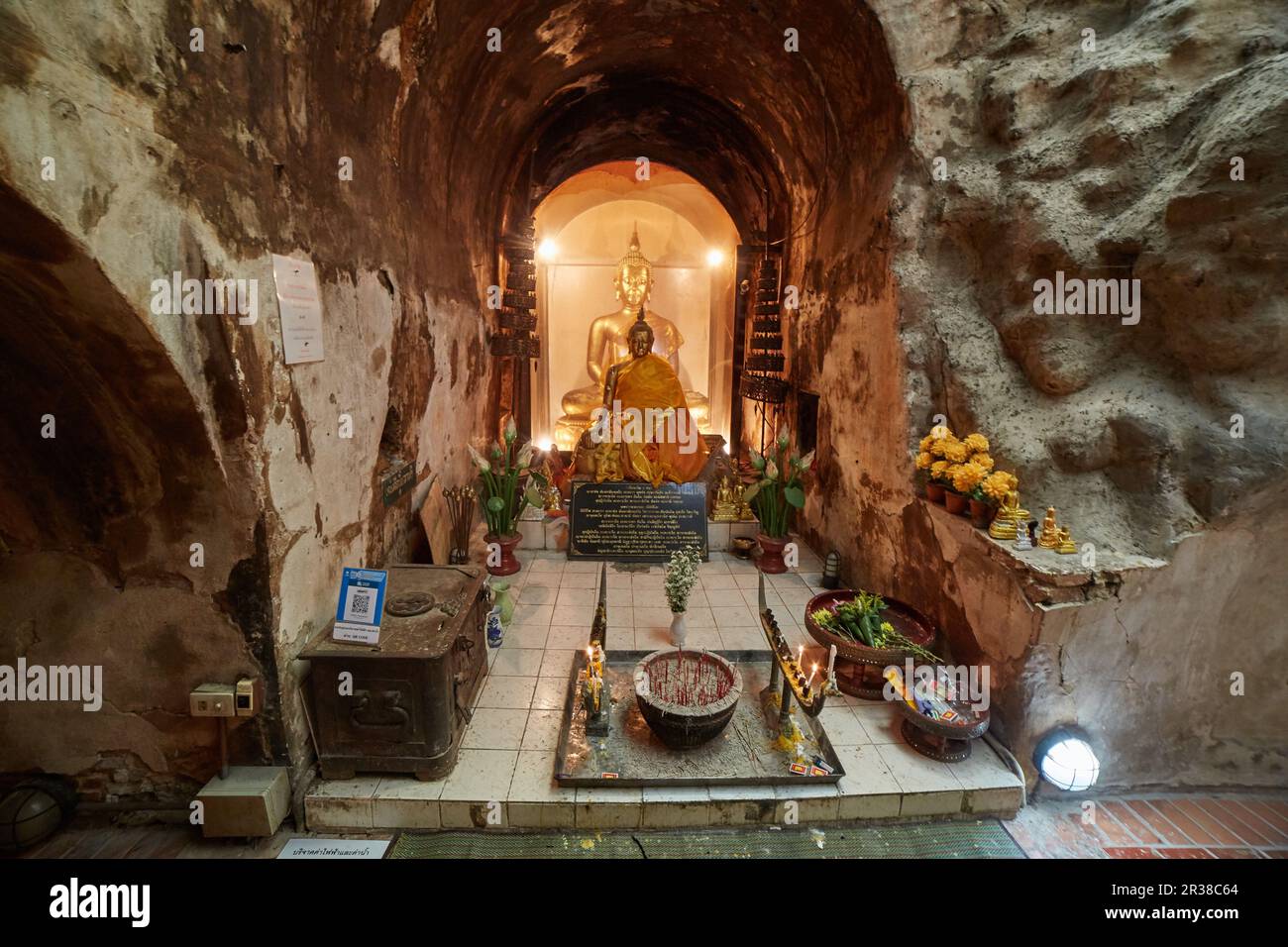 Wat Umong à Chiang Mai, en Thaïlande, a été créé au 13th siècle par le roi Mangrai, fondateur du Royaume de Lanna Banque D'Images