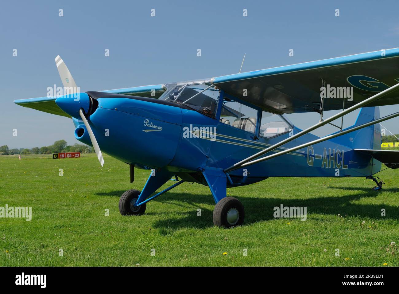 Auster J/1N, Alpha (mod) G-AHCL, Sleap Airfield, Shropshire, Angleterre, Royaume-Uni. Banque D'Images