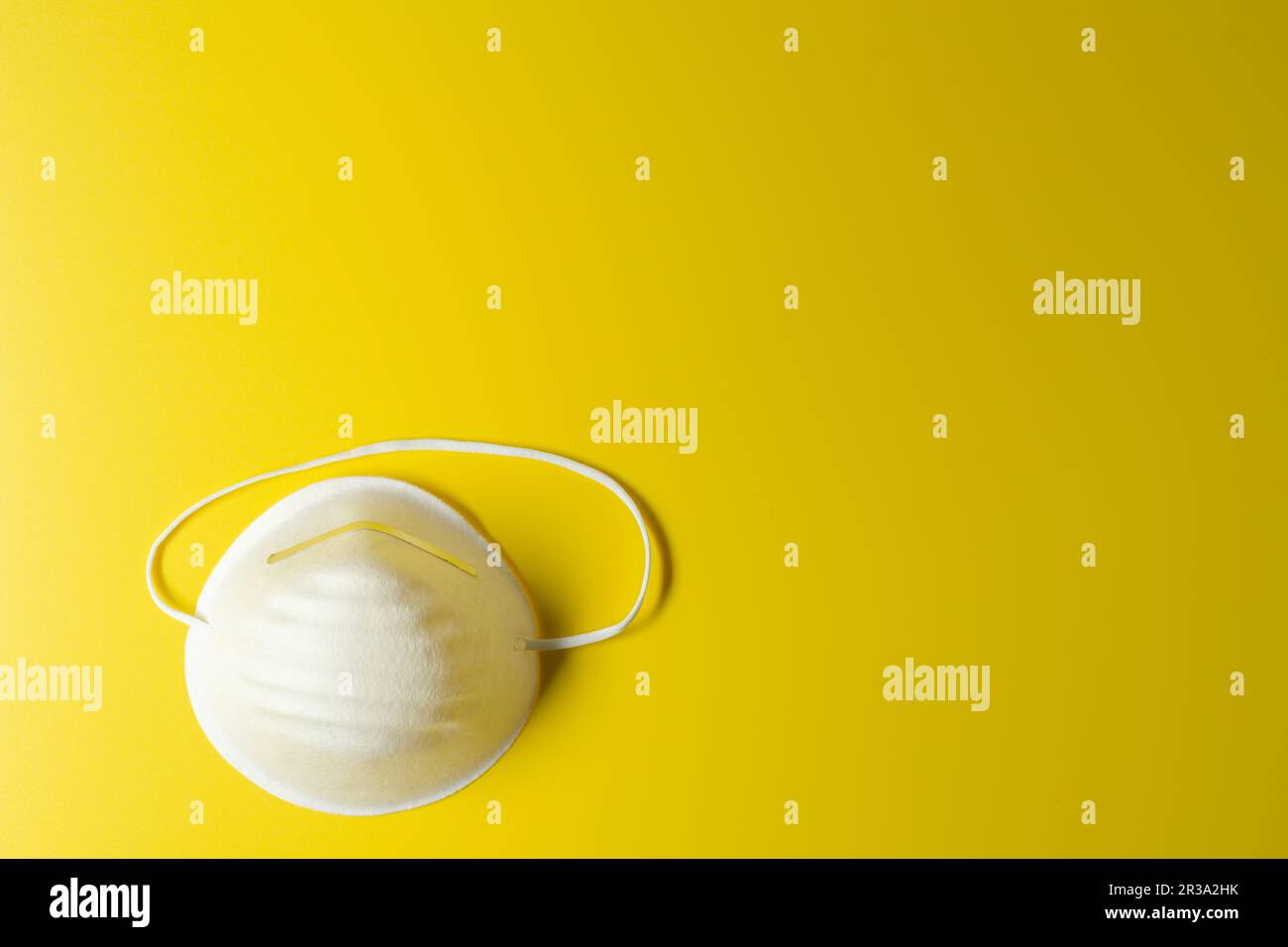 Masque anti-virus standard pour prévenir les infections Banque D'Images Masque anti-virus standard pour prévenir les infections Banque D'Images