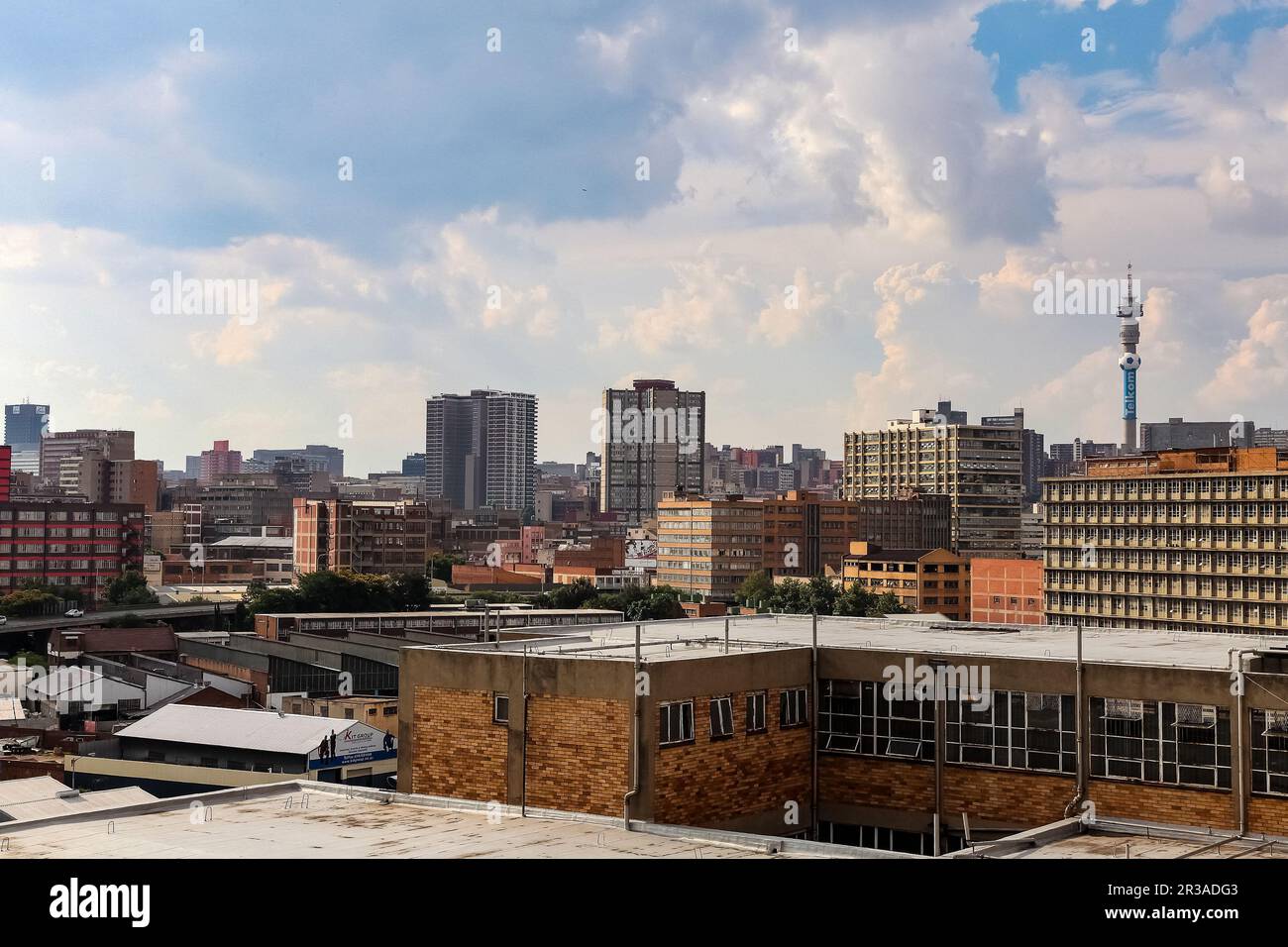 Vue sur les bâtiments et les sites du quartier central des affaires de Johannesburg Banque D'Images