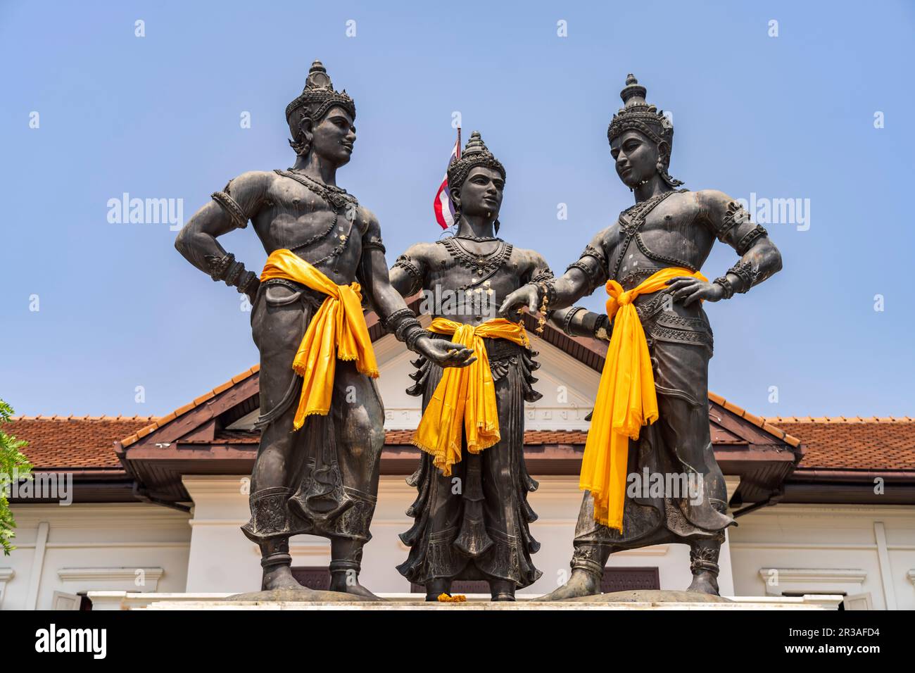 Monument aux trois rois, Skulptur der Könige Mengrai, Ramkamhaeng und Ngam Muang, Gründerväter Chiang Mais, Thaïlande, Asie | Monument aux trois rois wi Banque D'Images