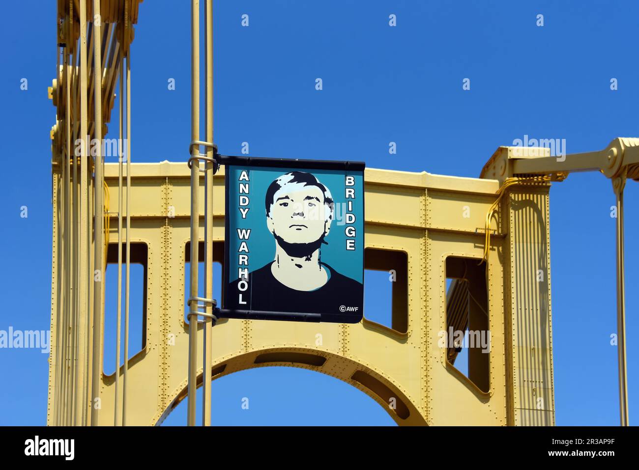 Pittsburgh, 2023 : portrait du célèbre artiste visuel de Pittsburgh Andy Warhol sur le pont de la septième rue, qui a été renommé le pont Andy Warhol Banque D'Images