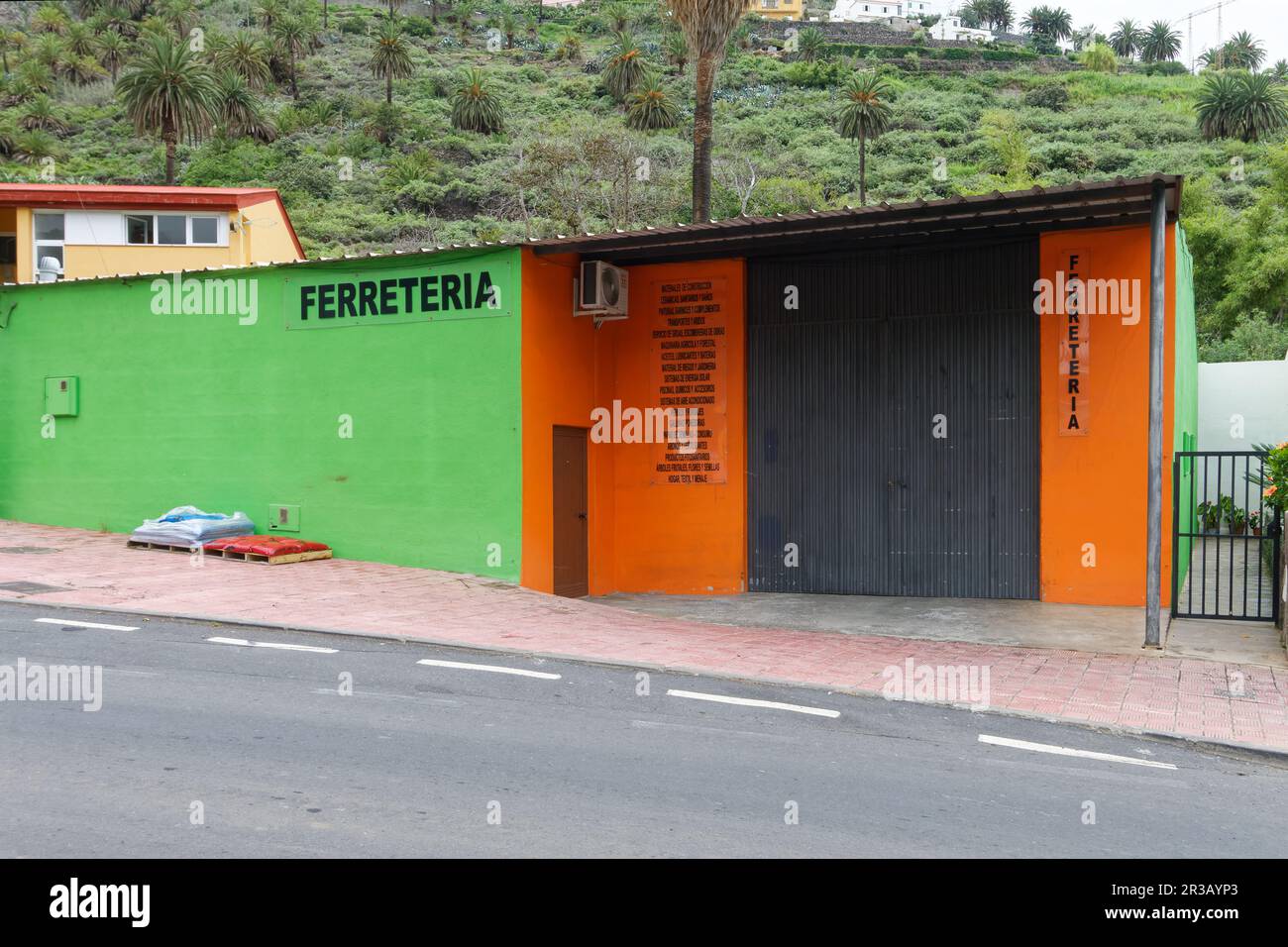 Petite ville endormie d'Hermigua, la Gomera Banque D'Images
