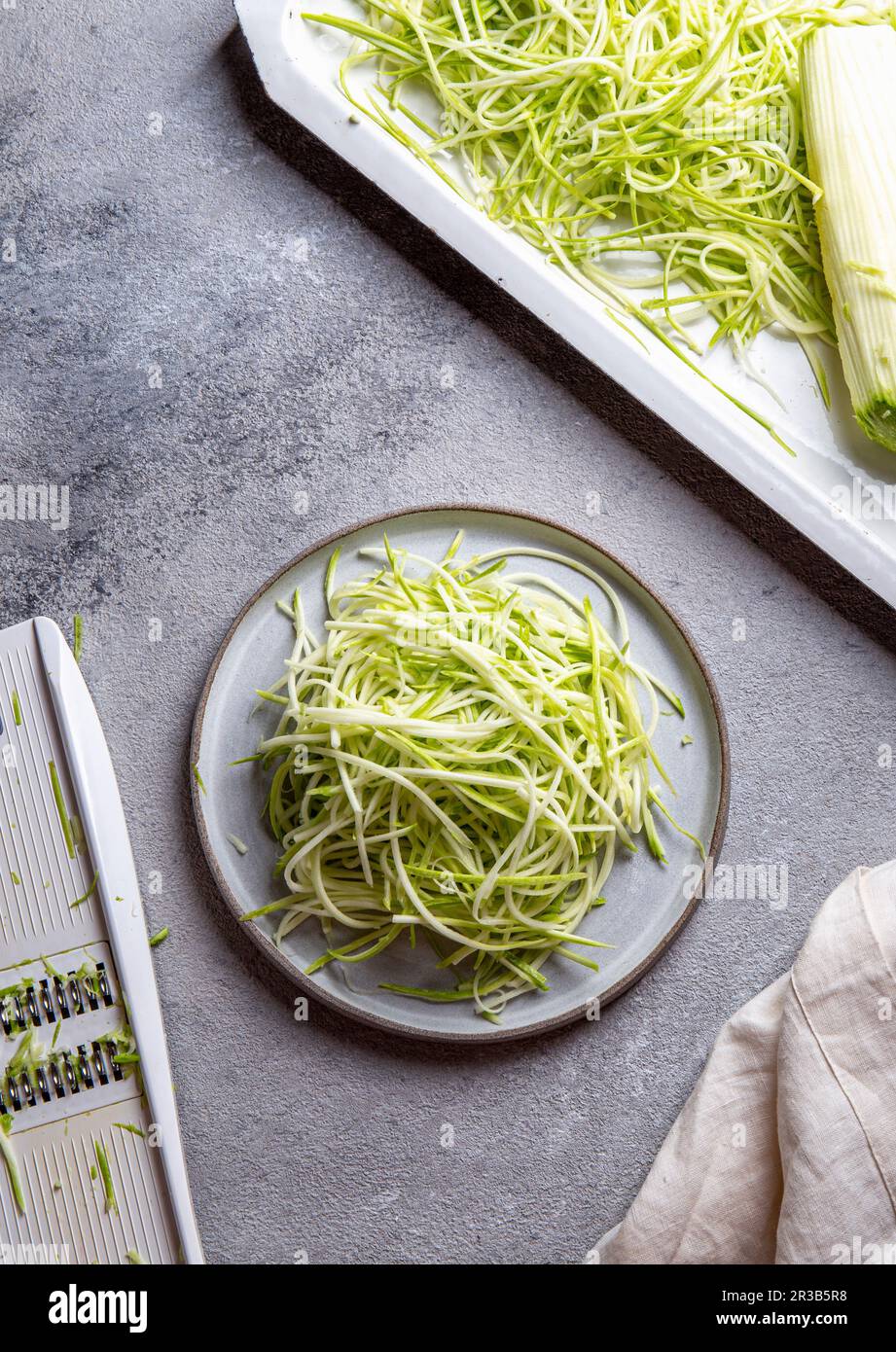 Zoodles - nouilles courgettes à faible teneur en glucides Banque D'Images