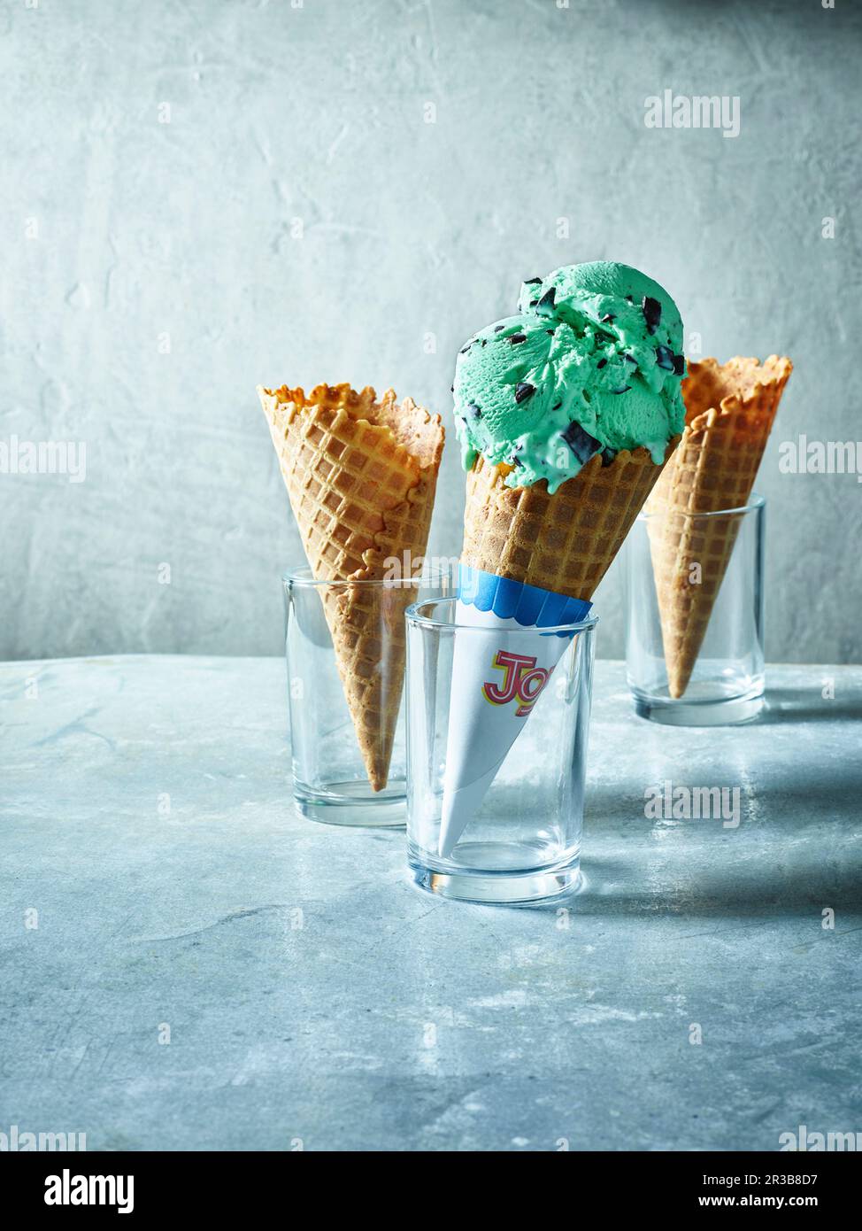 Glace à la menthe en forme de cône gaufré Banque D'Images