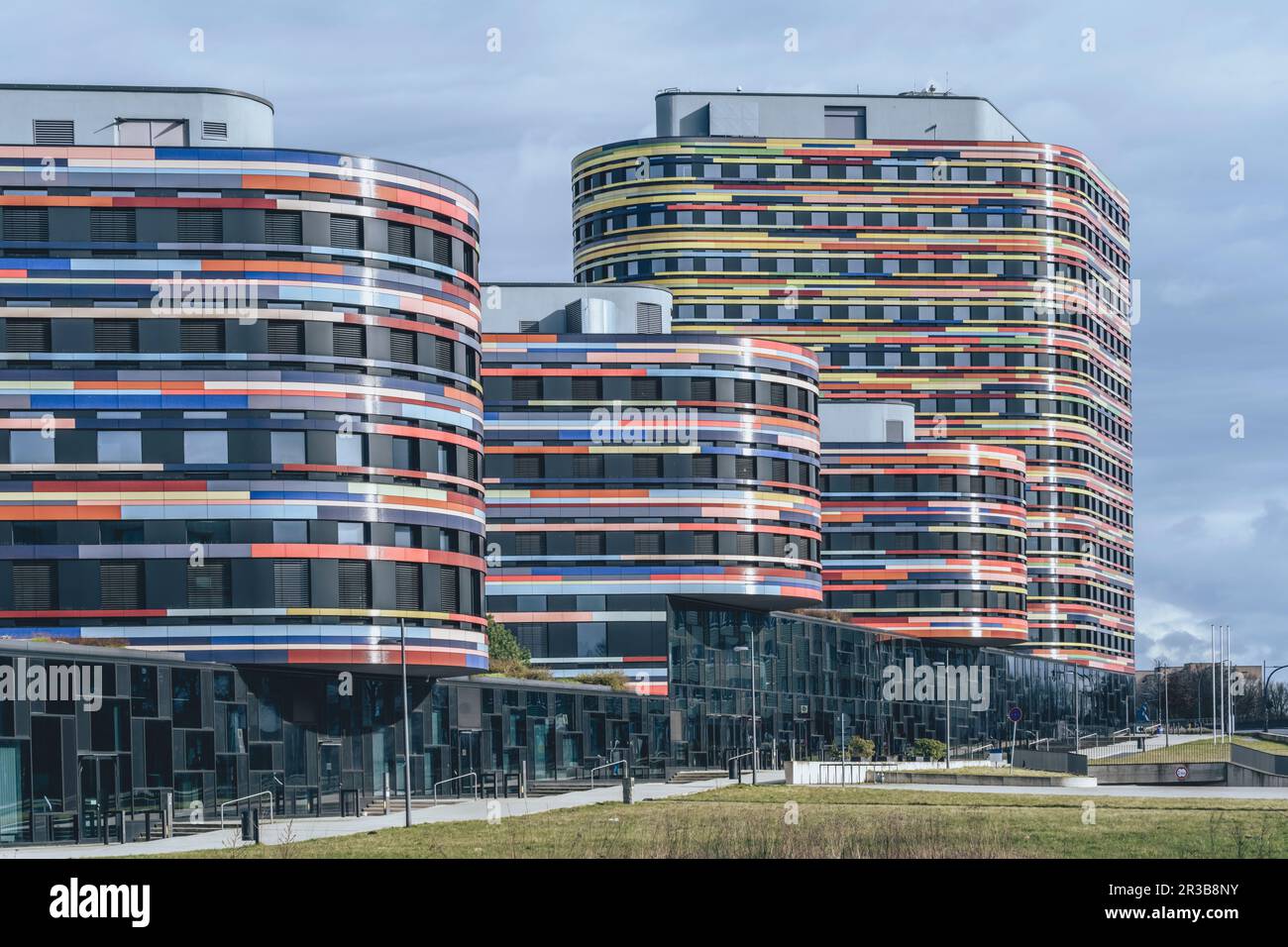 Allemagne, Hambourg, extérieur moderne du Ministère du développement urbain et de l'environnement Banque D'Images