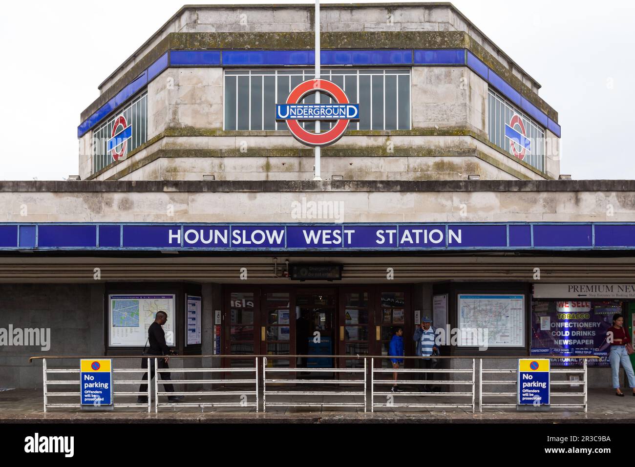 Hounslow West Station Building Banque D'Images