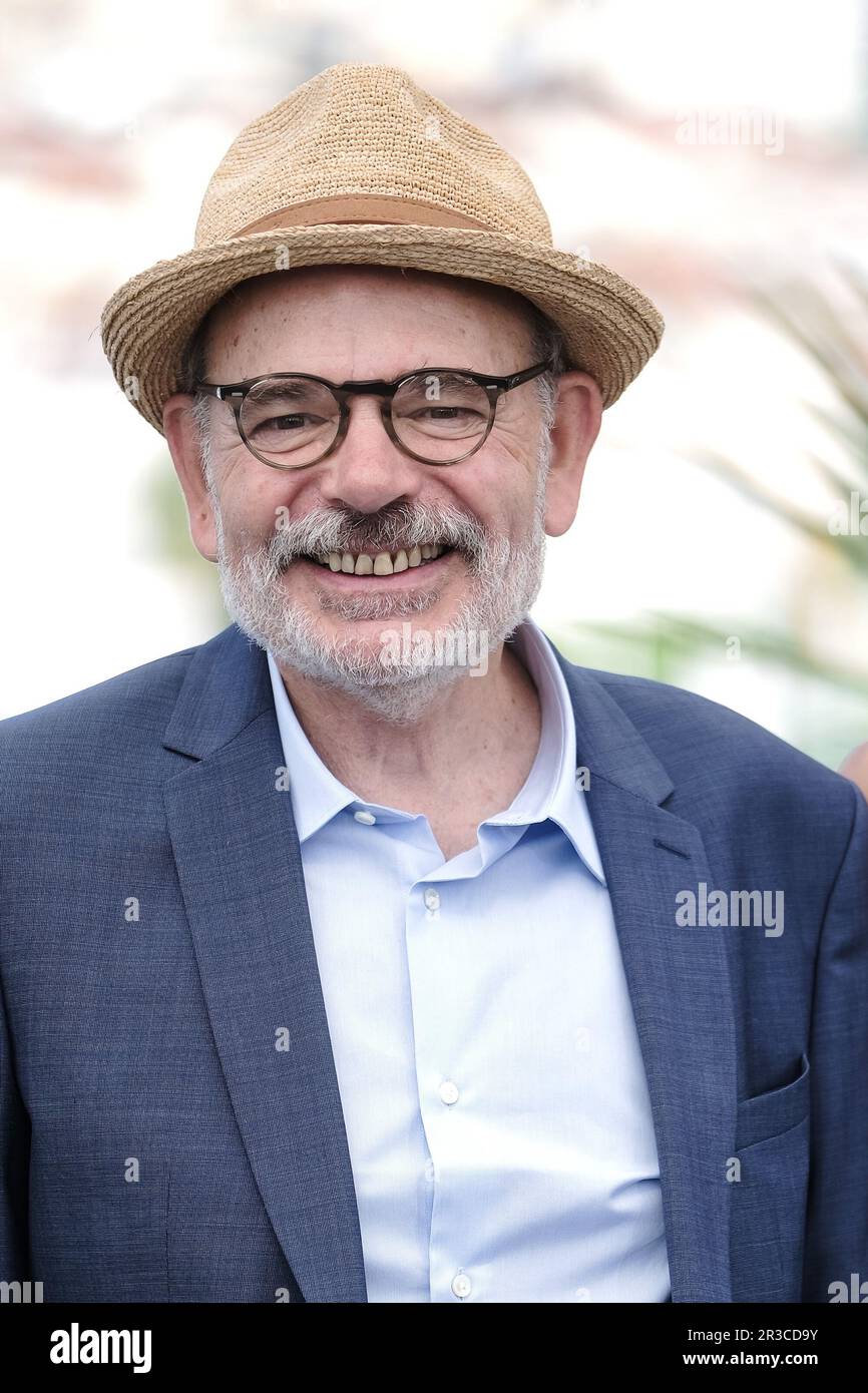 Cannes, France. 23rd mai 2023. Jean-Pierre Darroussin photographié pendant le photocall du Théorème de Marguerite dans le cadre du Festival international du film de Cannes 76th au Palais des Festivals de Cannes, France photo de Julie Edwards/Alay Live News Banque D'Images