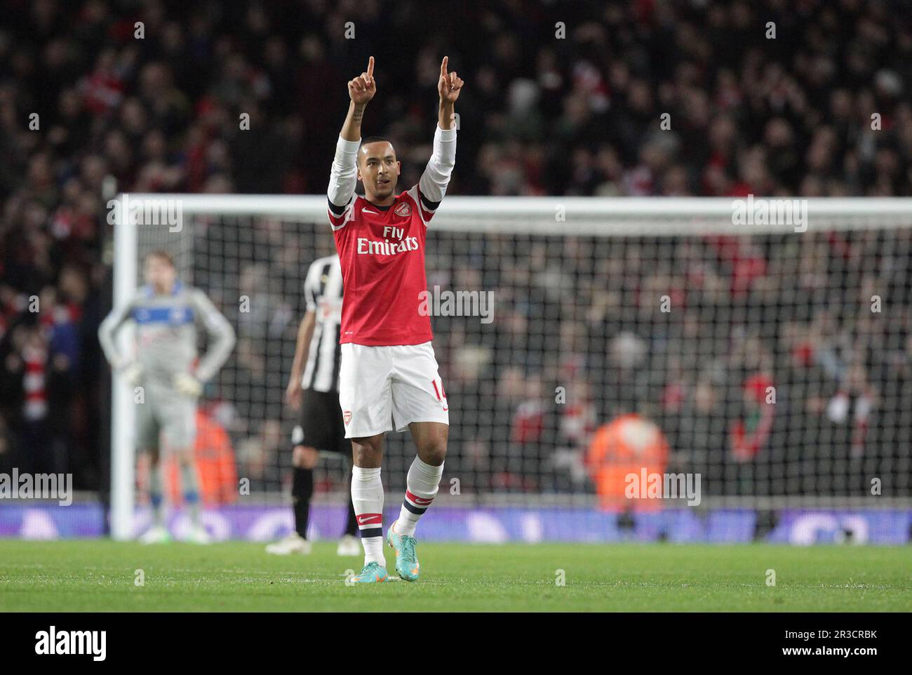 Theo Walcott d'Arsenal célèbre le but d'ouverture. Arsenal est leader Newcastle par 1:0Arsenal 29/12/12 Arsenal V Newcastle United 29/12/12 T Banque D'Images