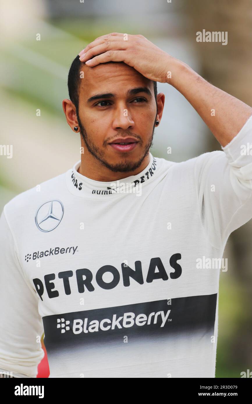Lewis Hamilton (GBR) Mercedes AMG F1.20.04.2013. Championnat du monde de Formule 1, Rd 4, Grand Prix de Bahreïn, Sakhir, Bahreïn, Jour de qualification, crédit : FOTOS Banque D'Images
