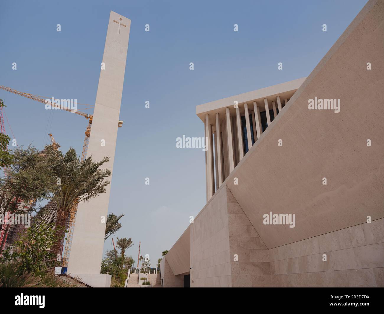 Abu Dhabi, Émirats Arabes Unis - 21 mars 2023 : Maison de la famille Abrahamic, c'est un complexe interreligieux sur l'île Saadiyat. Cet événement a été inspiré par le document sur Hu Banque D'Images