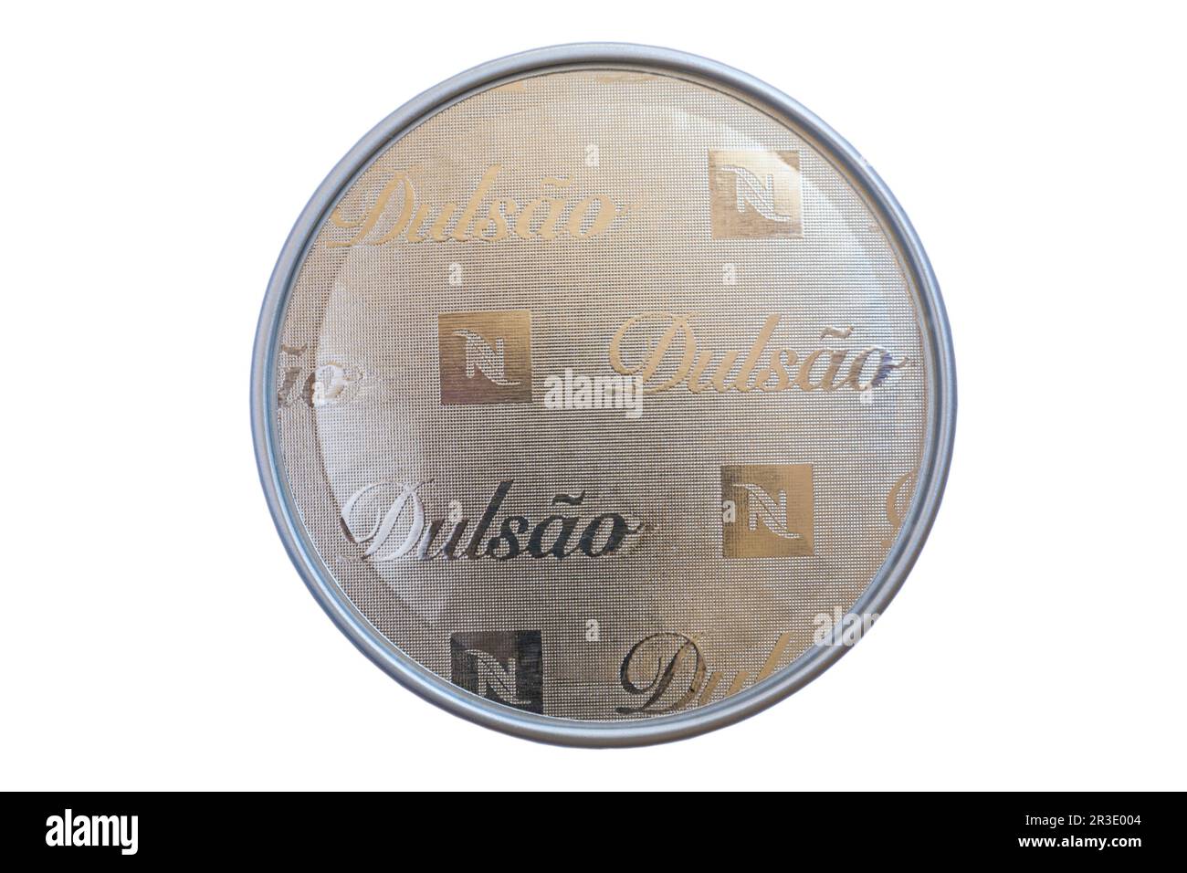 Nespresso Dulsao do Brasil coffee pad capsule à café isolé sur fond blanc  Photo Stock - Alamy