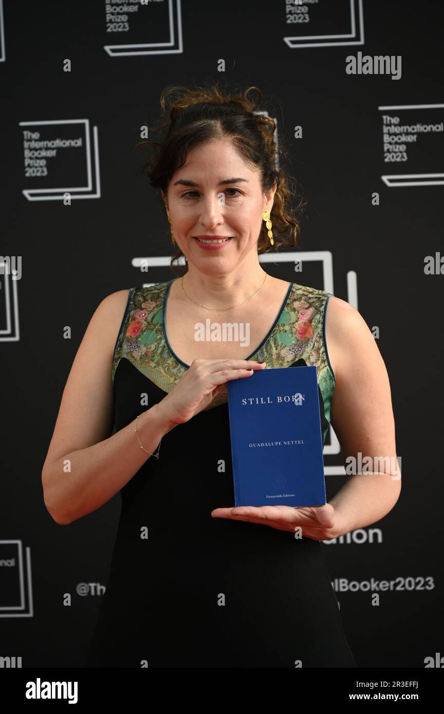 Londres, Royaume-Uni. 23rd mai 2023. Guadalupe Nettel est un écrivain et traducteur mexicain Rosalind Harvey assiste au Prix international de Booker 2023 au Sky Garden, Londres, Royaume-Uni. Crédit : voir Li/Picture Capital/Alamy Live News Banque D'Images