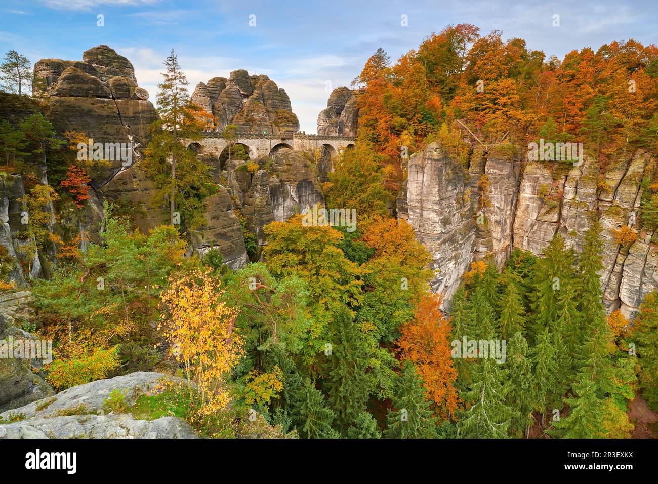 Elbe grès montagnes à la Bastei en automne Banque D'Images