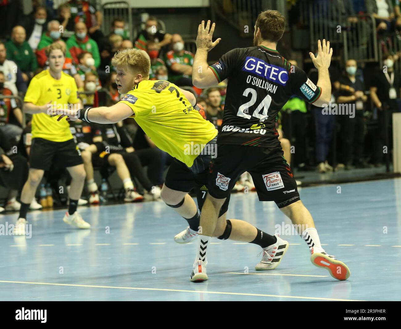 Christian O´Sullivan SCM et Felix Möller IK SÃ¤vehof Handball saison de la Ligue européenne EHF 2021-22. Banque D'Images