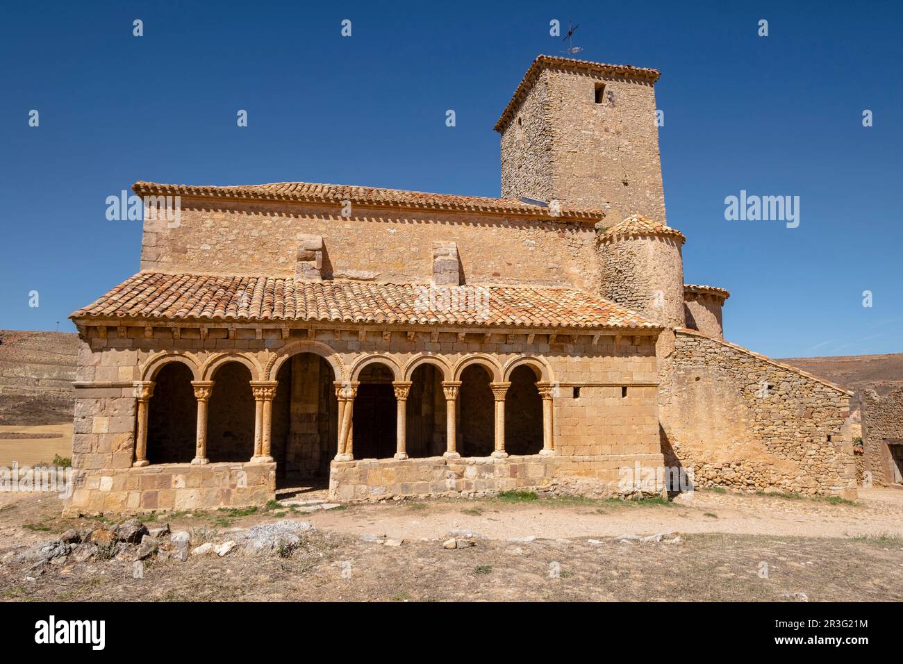 Eglise de San Pedro Apóstol, Románico, siglo XII -declarada Monumento Histórico Artístico Nacional en 1935-, Caracena, Soria, Comunidad Autónoma de Castilla y León, Espagne, Europe. Banque D'Images