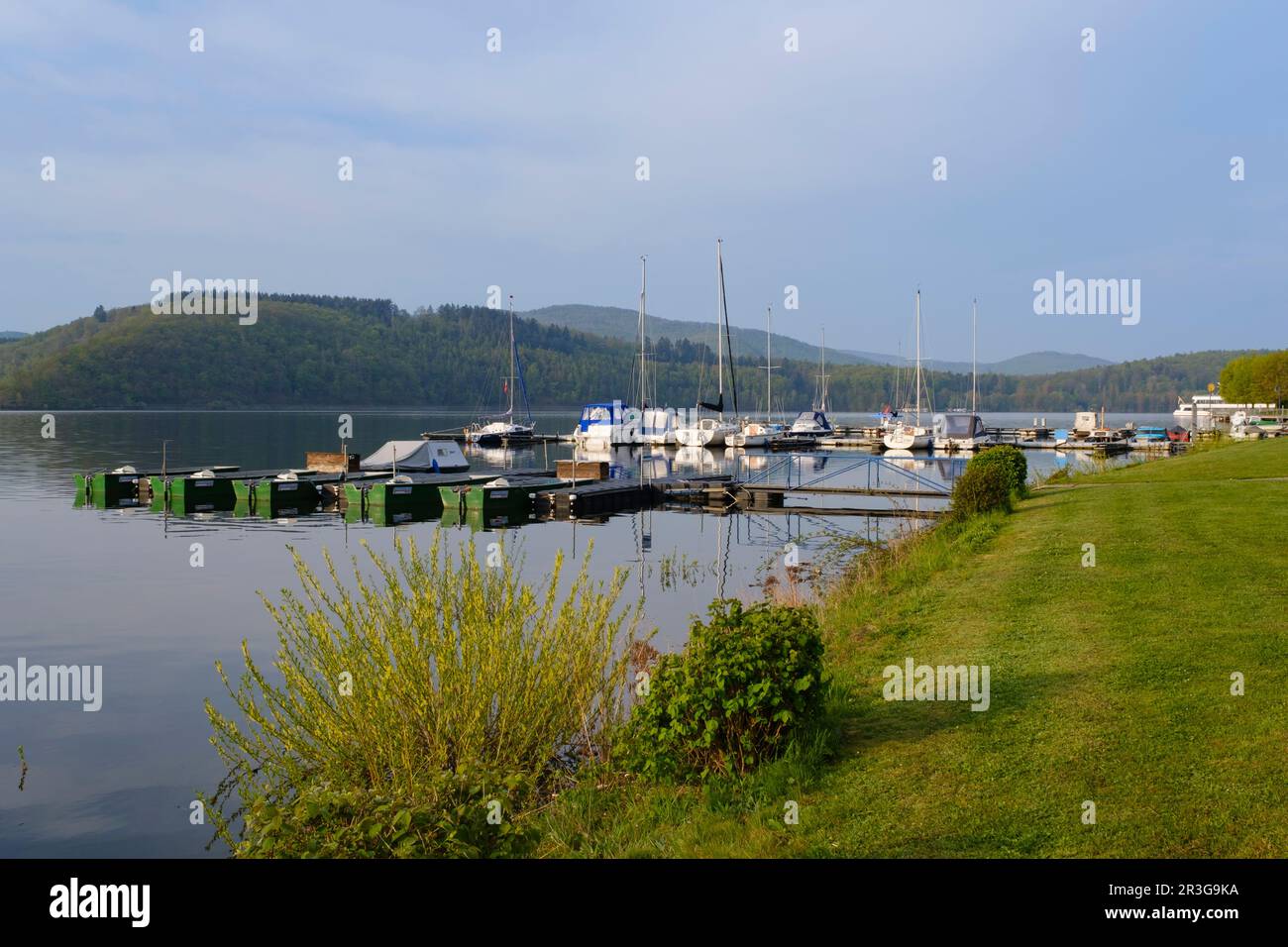 Location de bateau à l'Edersee Banque D'Images