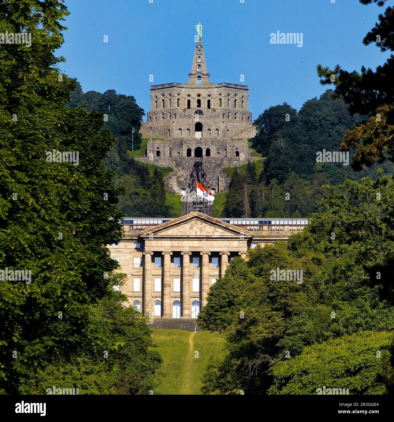 Bergpark Wilhelmshoehe avec le château Wilhelmshoehe et le bâtiment Hercules, Kassel, Allemagne, Europe Banque D'Images
