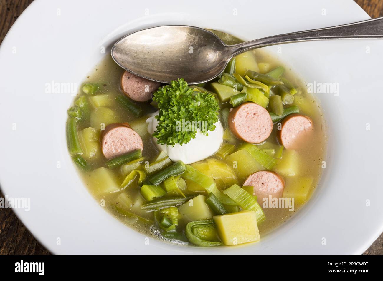 Soupe de pommes de terre et de haricots du Luxembourg Banque D'Images