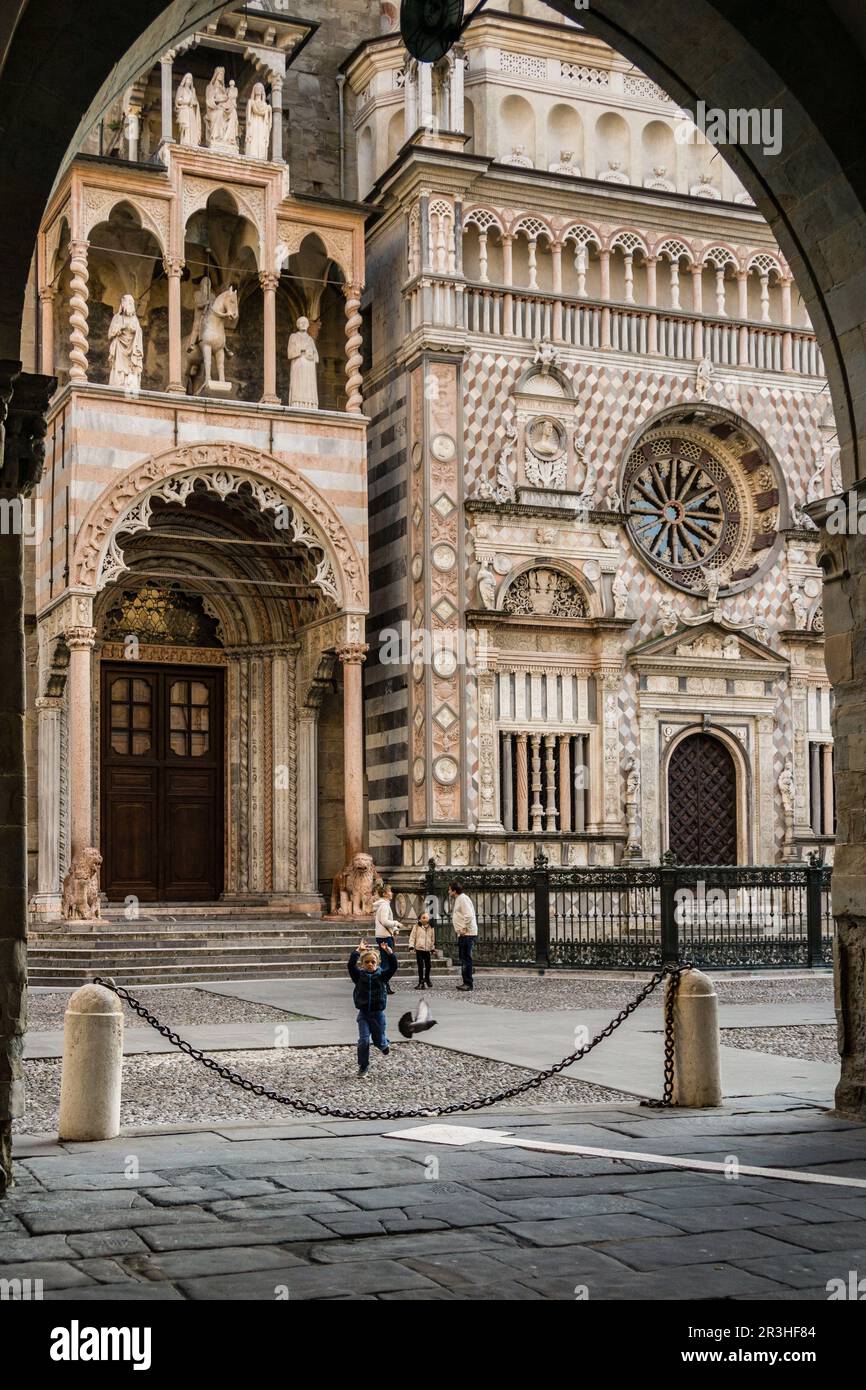 Capilla Colleoni, siglo XV, Duomo, Piazza Padre Reginaldo Giuliani,ciudad alta, Bergame, Lombardie, Italia, Europa. Banque D'Images