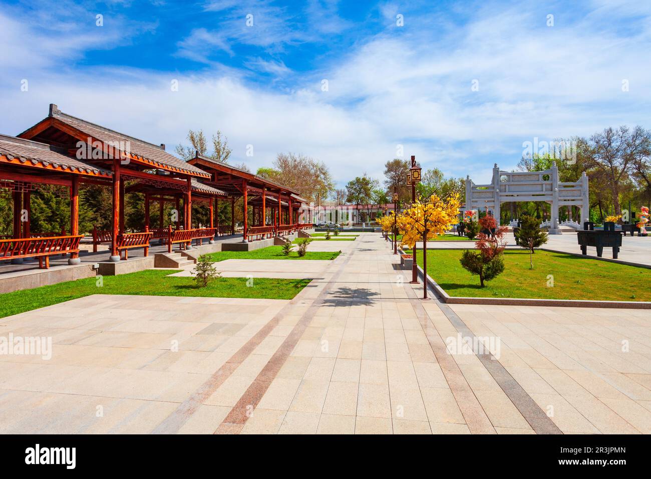 Jardin chinois au centre de la ville de Samarkand en Ouzbékistan Banque D'Images