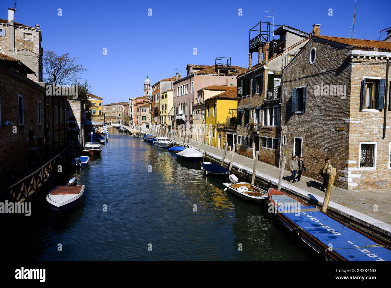 Fabricacion de gondoles.Squero San Trovaso (s.XVII), sestiere de Cannaregio. Venecia.Véneto. Italia. Banque D'Images