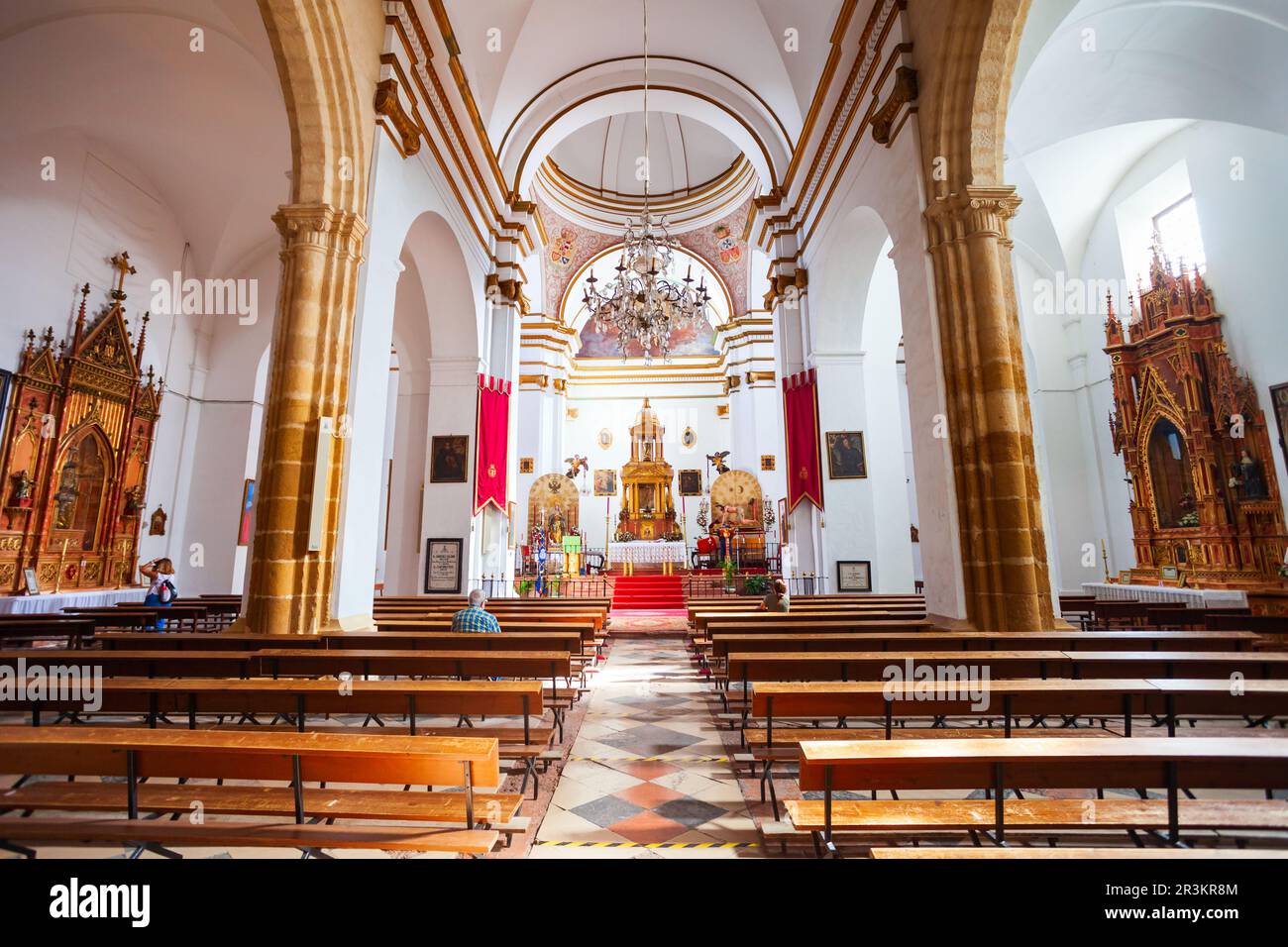 Antequera, Espagne - 22 octobre 2021 : intérieur de l'église paroissiale Saint-Sébastien à Antequera. Antequera est une ville de la province de Malaga, la communauté Banque D'Images
