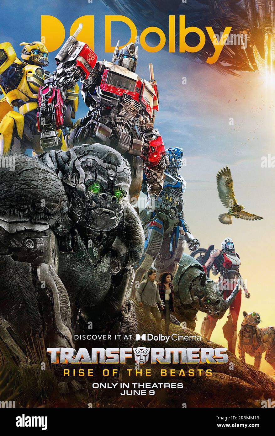 TRANSFORMATEURS MONTÉE DES BÊTES, affiche Dolby Cinema, haut à gauche Bumblebee, Optimus Prime