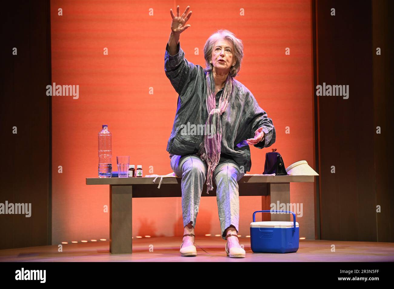 Londres, Royaume-Uni. 24th mai 2023. Maureen Lipman à Rose par Martin Sherman au Ambassadeurs Theatre, West Street, Londres, Royaume-Uni. Crédit : voir Li/Picture Capital/Alamy Live News Banque D'Images