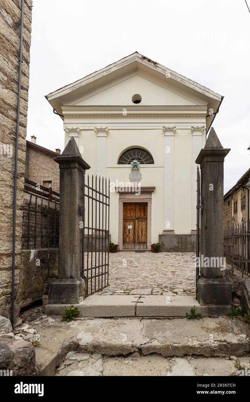 Italie Friuli Erto - Eglise de l'Apôtre Saint Bartholomée Banque D'Images