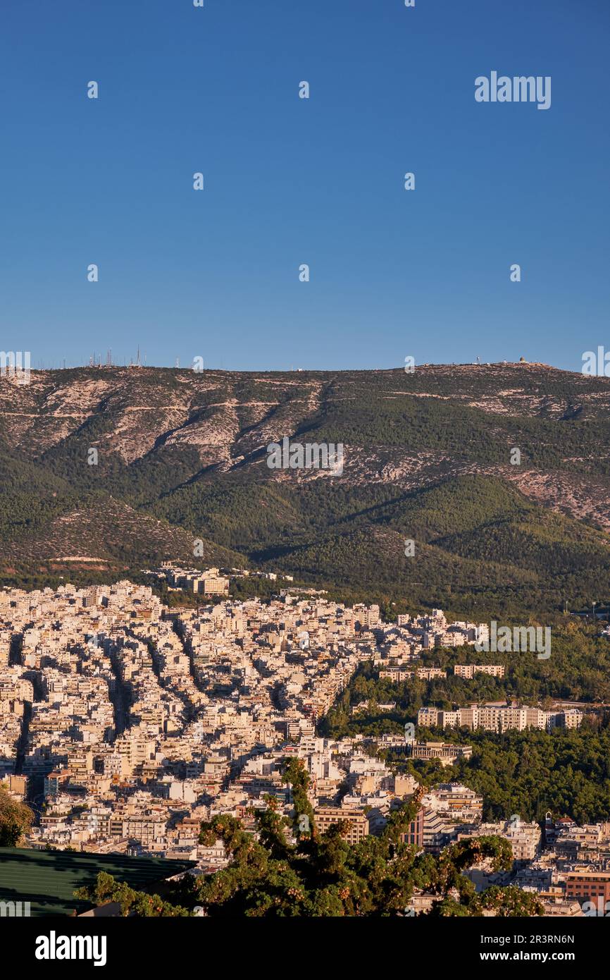 Vue panoramique d'Athènes depuis la colline du Lycabette au coucher du soleil - Grèce Banque D'Images