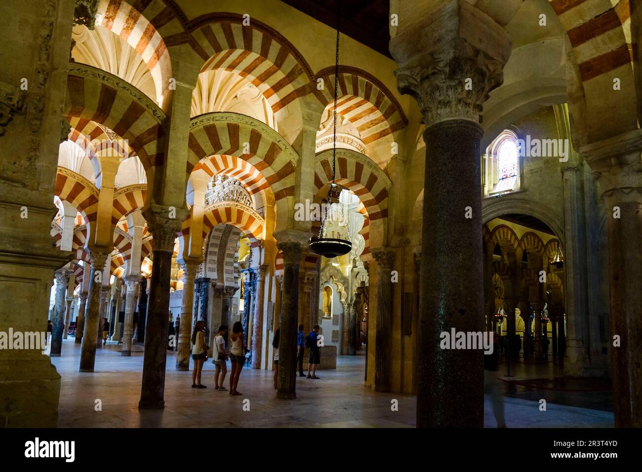Sala de las columnas, mosquée-cathédrale de Cordoue, Andalousie, espagne. Banque D'Images