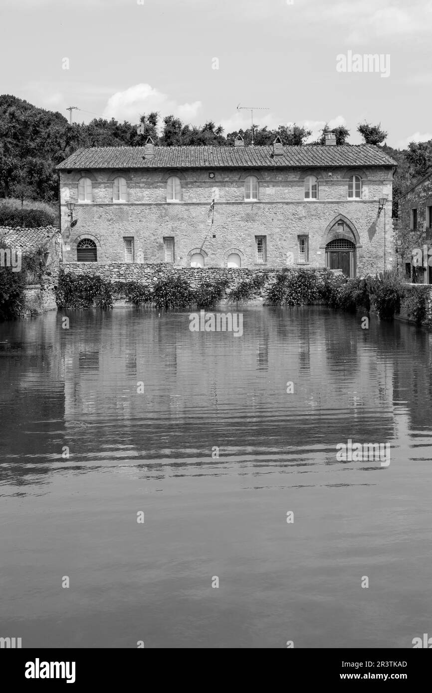 Bagno Vignoni, ancien village toscan de Val dOrcia, Italie Banque D'Images