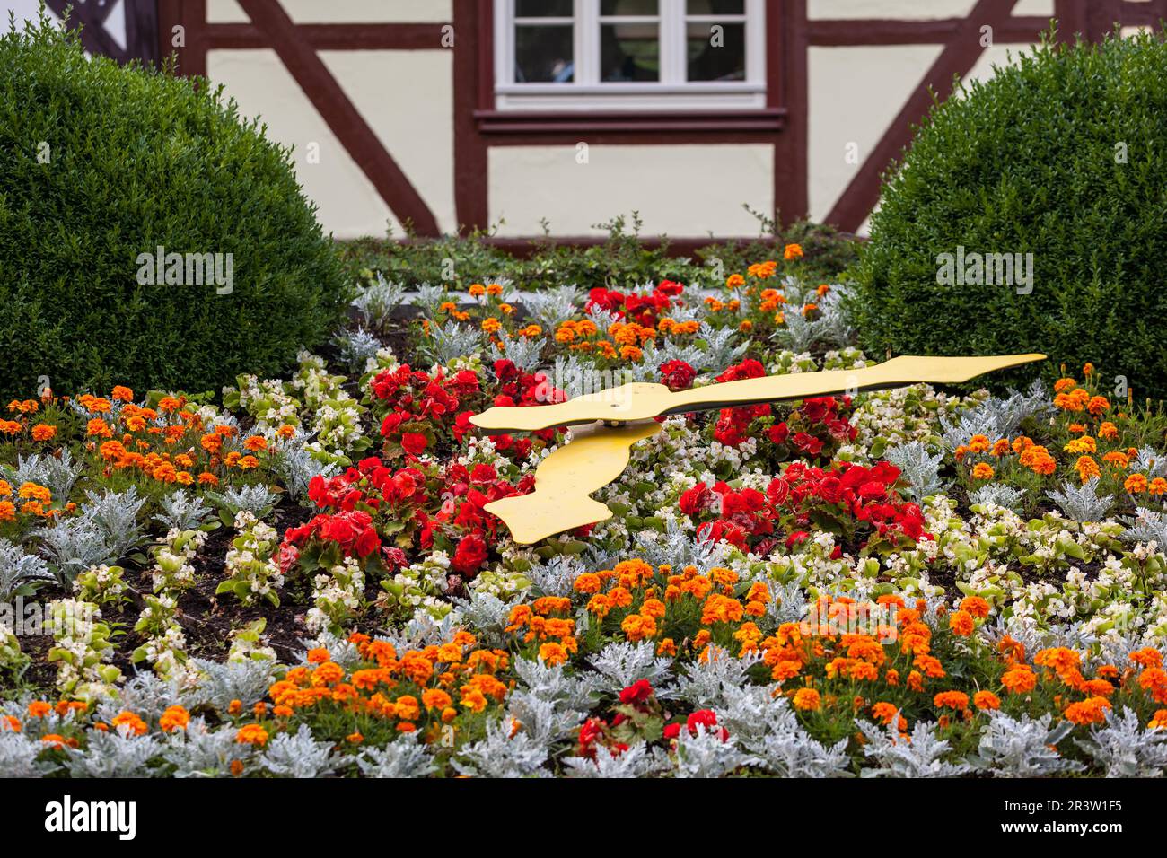 L'horloge de fleurs à Wernigerode Banque D'Images