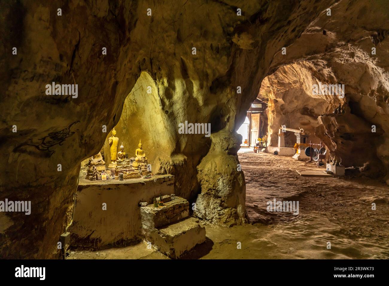 Buddha Statuen in den Pak ou Höhlen BEI Luang Prabang, Laos, Asie | statues de Bouddha dans les grottes de Pak ou, Luang Prabang, Laos, Asie Banque D'Images