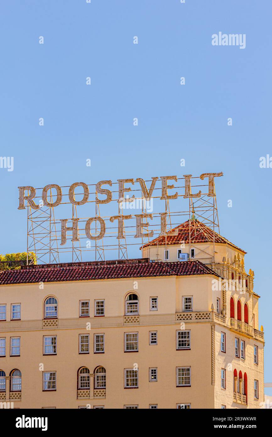 Los Angeles, Etats-Unis - 24 juin 2012 : façade de l'ancien hôtel historique Roosevelt à Hollywood, Etats-Unis Banque D'Images
