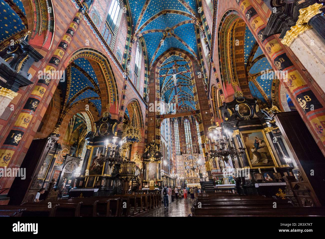 basílica de Santa María -iglesia de la Asunción de la Santísima Virgen María-, estilo gotico, Cracovie, Polonia, europe orientale. Banque D'Images